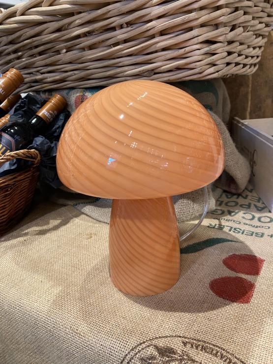 Orange lampe
mushroom lampe
svampelampe
